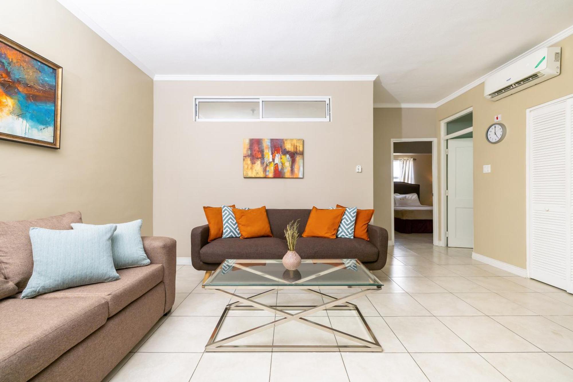 Choose To Be Happy At Brompton Estates - One And Two Bedroom With Pool Kingston Kültér fotó